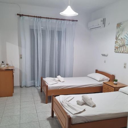 White Rose Apartment Kampos  ภายนอก รูปภาพ