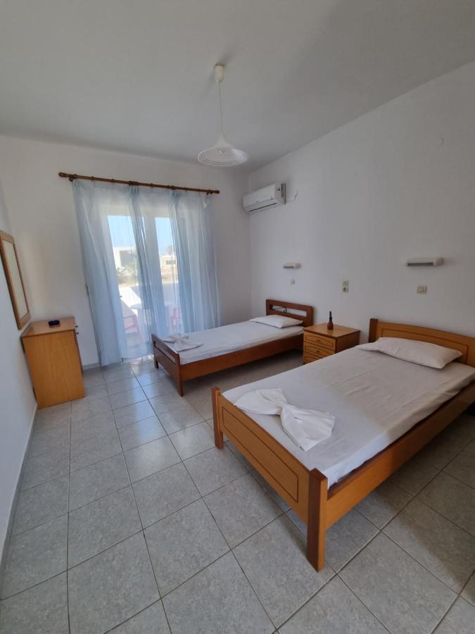 White Rose Apartment Kampos  ภายนอก รูปภาพ